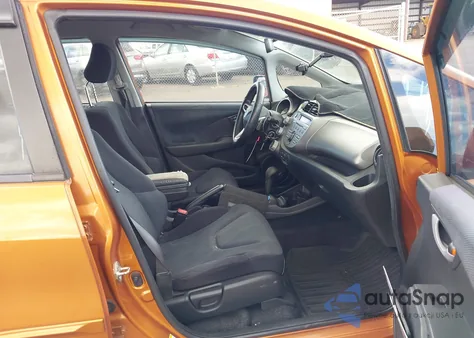 2010 Honda Fit Sport из США, поврежденный, VIN JHMGE8H47AS020076